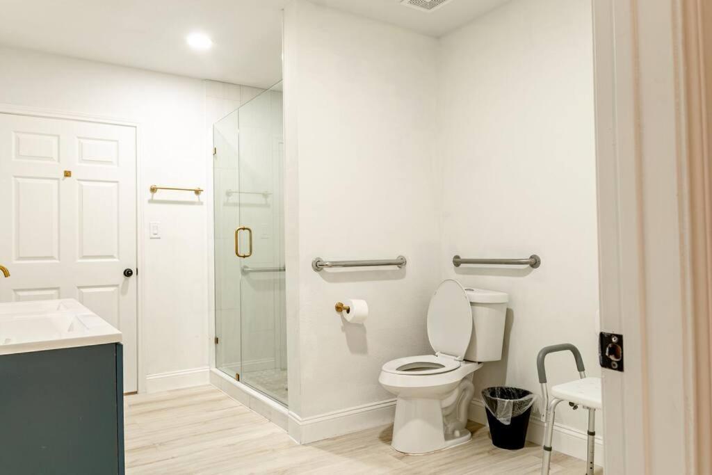 Roomy Home 5 Mins From Attractions Galveston Ngoại thất bức ảnh