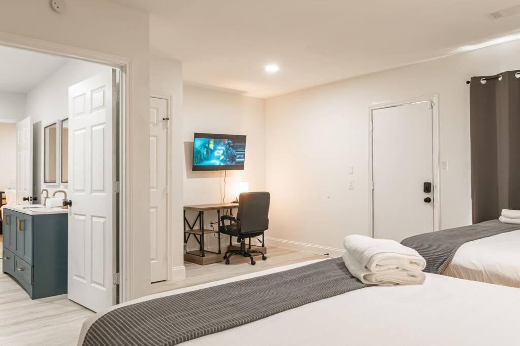 Roomy Home 5 Mins From Attractions Galveston Ngoại thất bức ảnh
