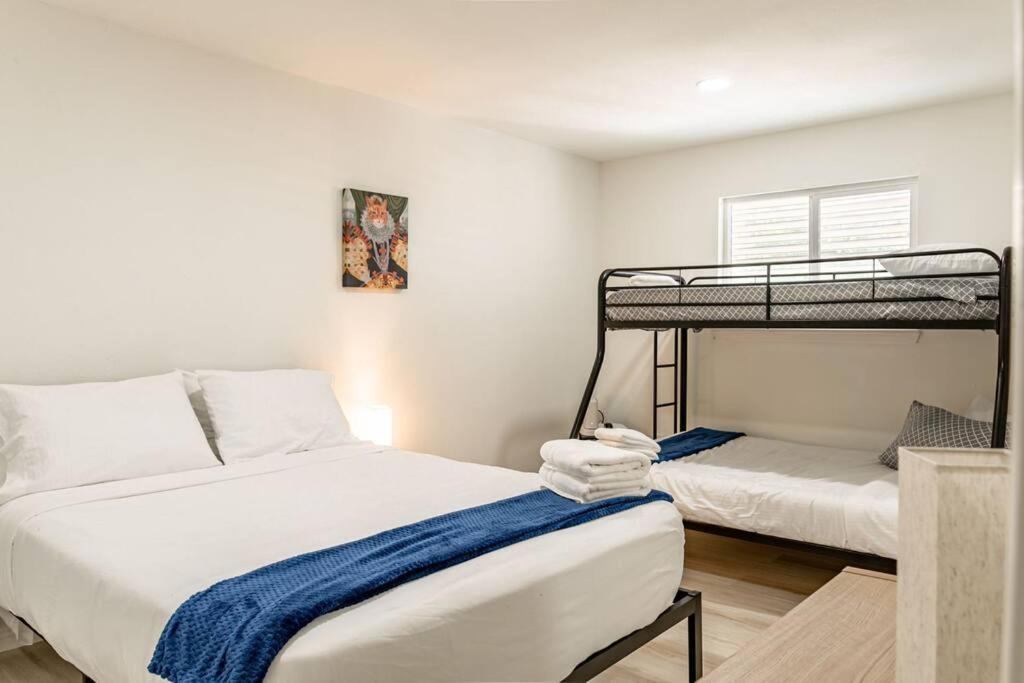 Roomy Home 5 Mins From Attractions Galveston Ngoại thất bức ảnh