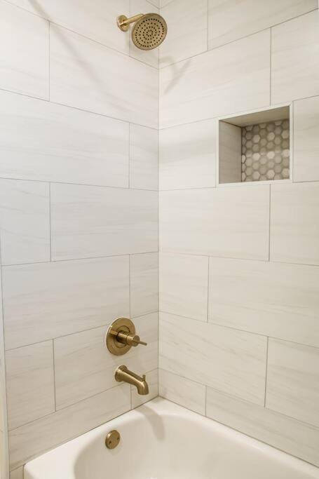 Roomy Home 5 Mins From Attractions Galveston Ngoại thất bức ảnh