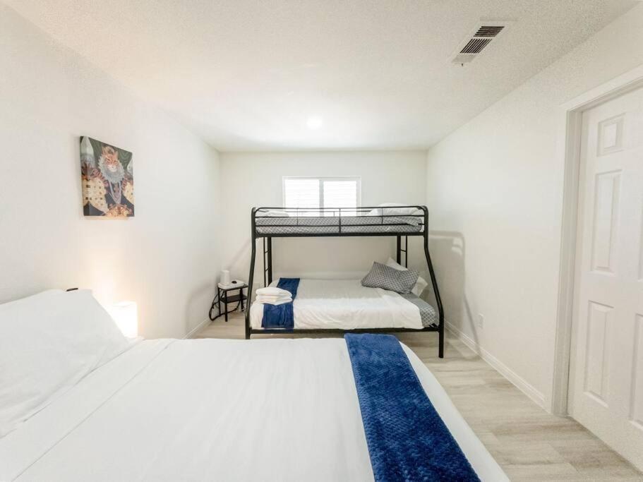 Roomy Home 5 Mins From Attractions Galveston Ngoại thất bức ảnh